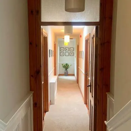 Bed & Breakfast Lacken Millhouse And Gardens *