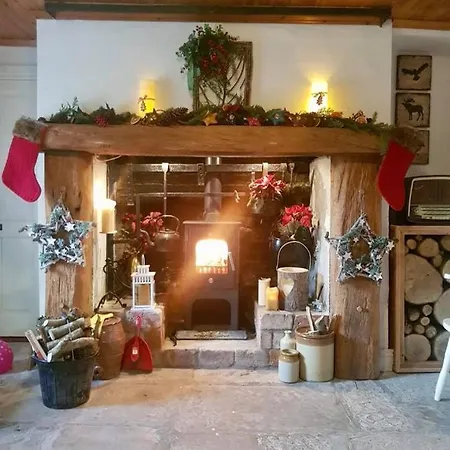 Lacken Millhouse And Gardens *