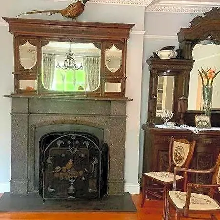 Bed & Breakfast Lacken Millhouse And Gardens