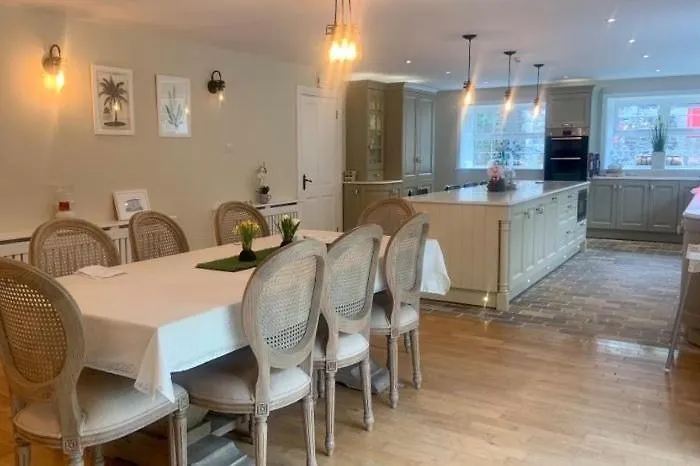 Lacken Millhouse And Gardens Couette-café *